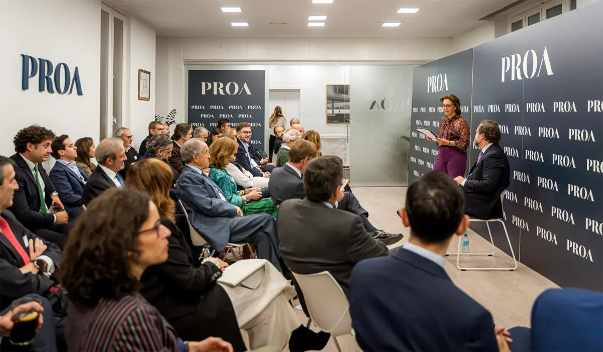 Iván Espinosa de los Monteros en PROA Comunicación