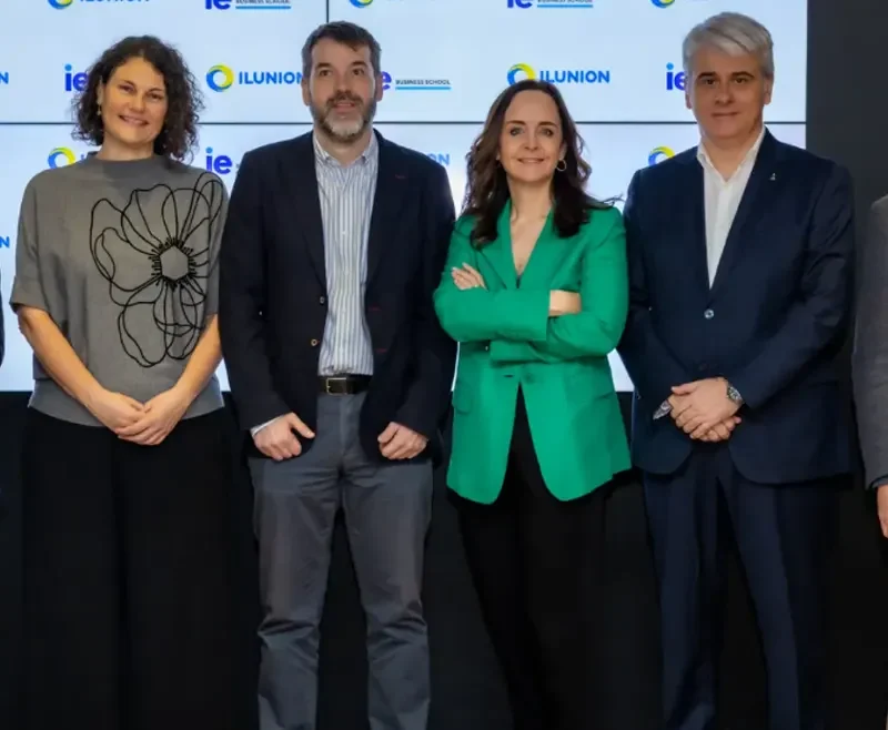 alumnos del MBA de IE Business School en ILUNION