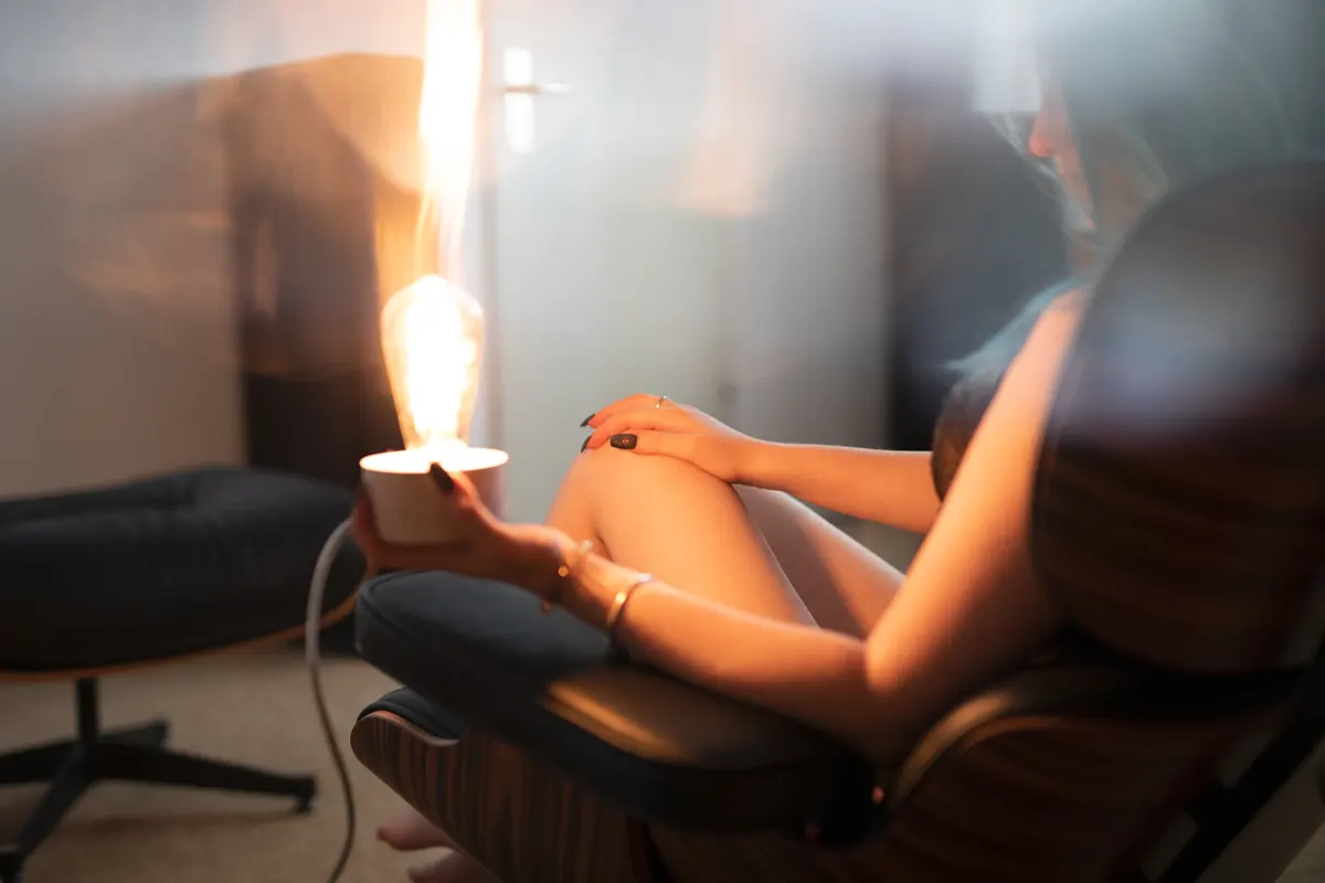 Jornada dura con el precio de la luz, hoy 10 de diciembre: se dispara la tarifa