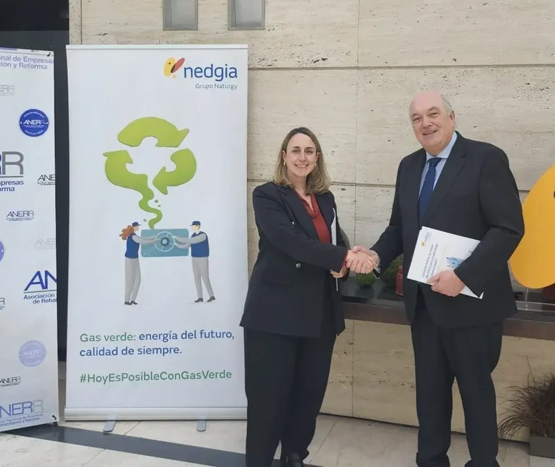 Firma-acuerdo-Nedgia-Asociación Empresas de Reformas