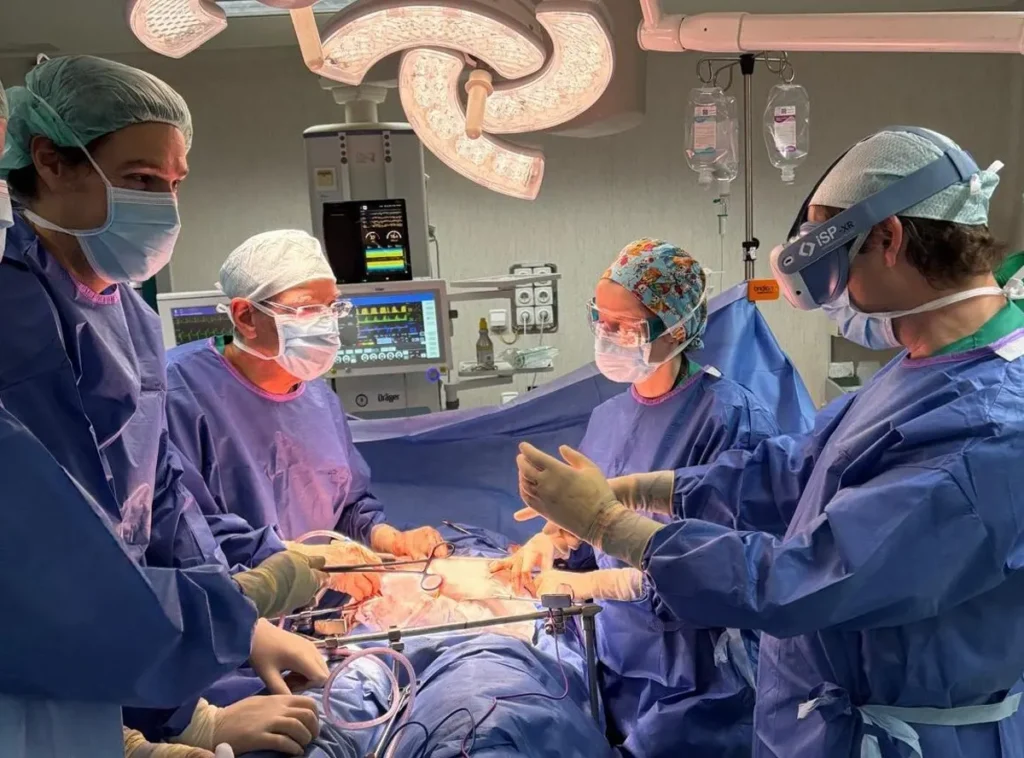 ISP-XR estudia el impacto de la cirugía del futuro