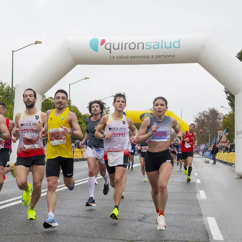 Quirónsalud velará por la salud de los corredores del Medio Maratón de Sevilla 2026