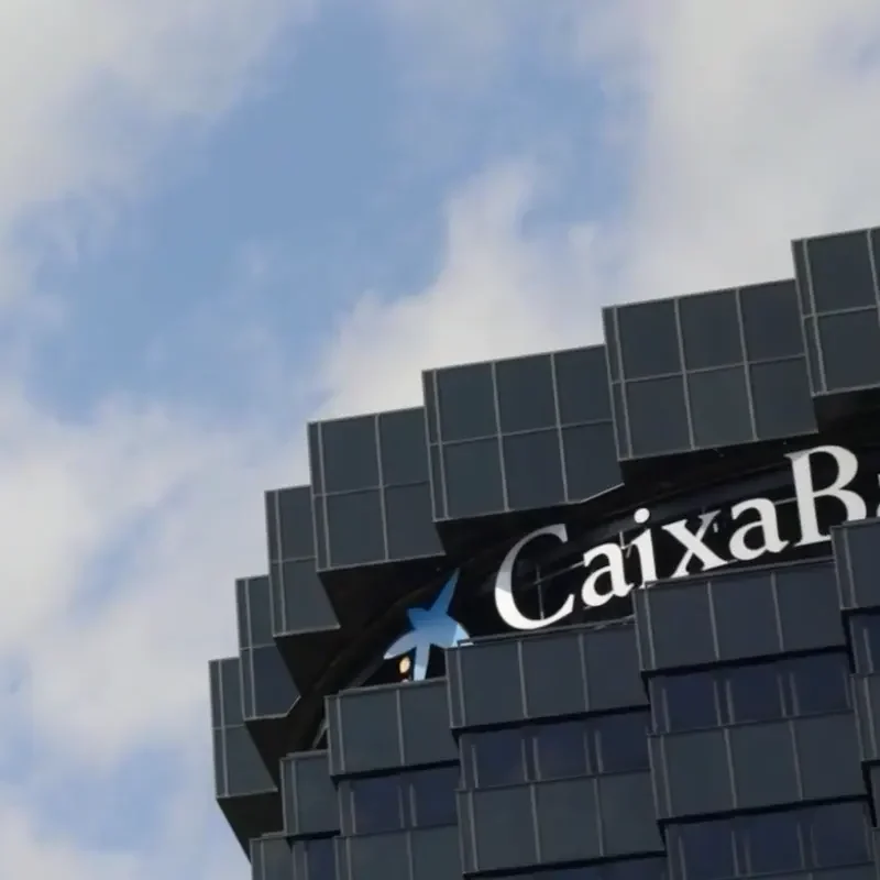resultados caixabank 2025