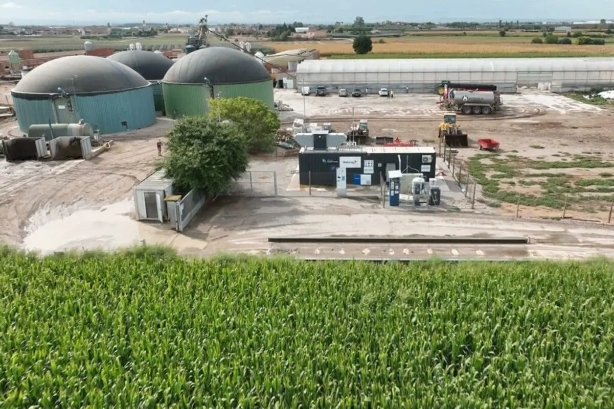 planta-conectada-a-la-red-de-biomateno-de-naturgy