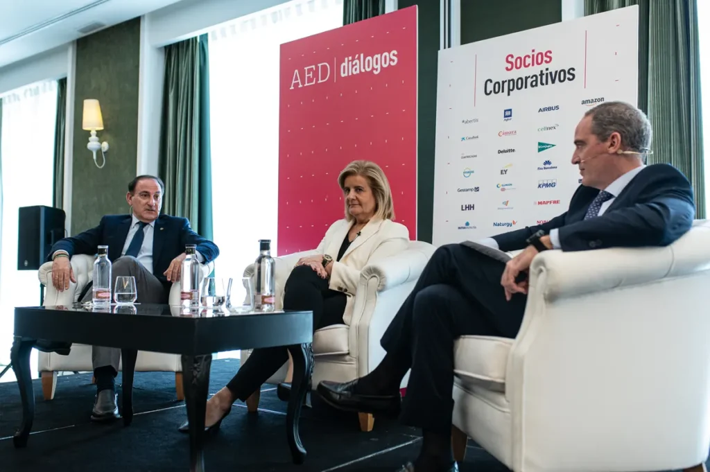 Fátima Báñez sitúa a la productividad directiva como el gran valor diferencial de las empresas