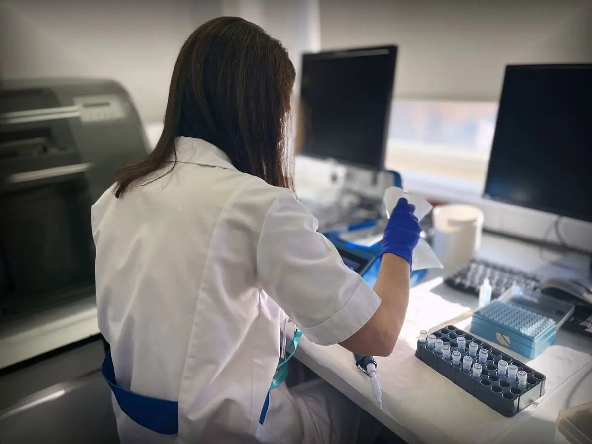 Investigación ensayos clínicos Quirónsalud 2025