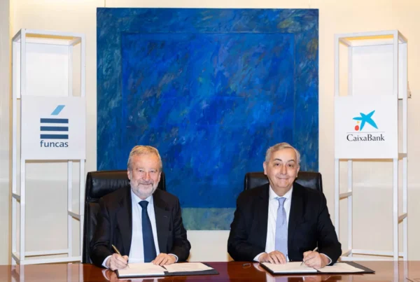 acuerdo Funcas CaixaBank educación financiera