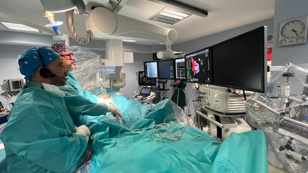 Hospital Quirónsalud Sagrado Corazón de Sevilla avanza con cardiología de precisión desde una nueva técnica para tratar arritmias