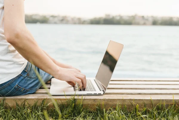 Teletrabajo en verano riesgo laboral