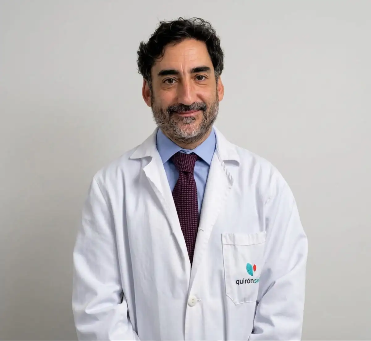 doctor Rafael Giménez, especialista del servicio de Oftalmología del Hospital Quirónsalud Córdoba.
